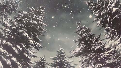 森林大雪飘落动画图片