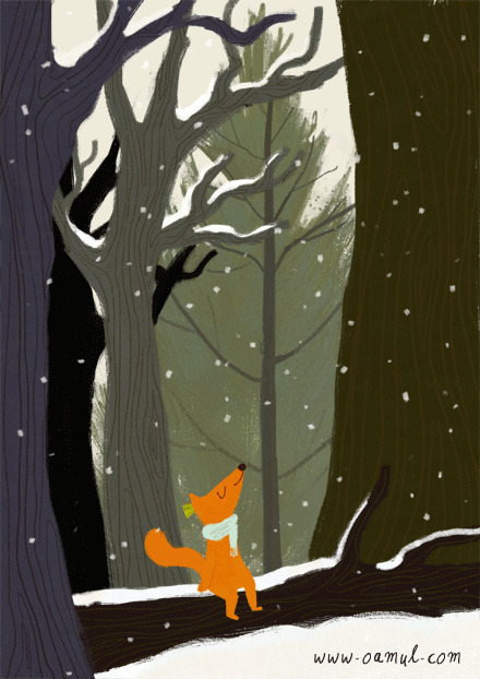 小狐狸陶醉在雪中的美景动画图片