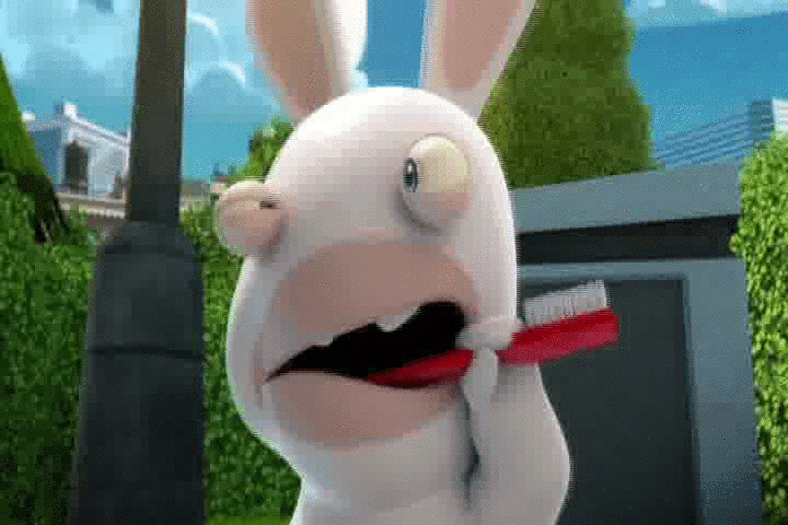 卡通小兔子刷牙GIF图片