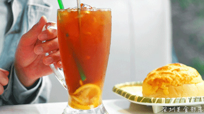 美味的果汁和汉堡GIF图片:果汁