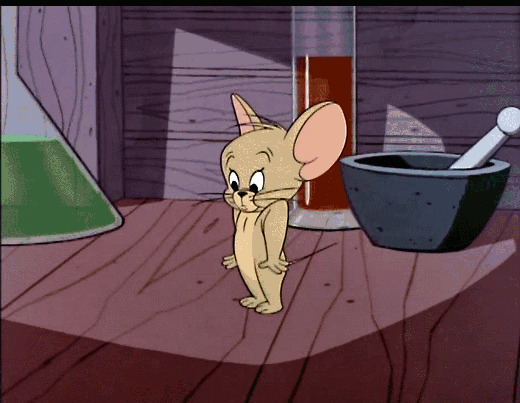 卡通米老鼠突然站立gif图片:猫和老鼠,杰瑞