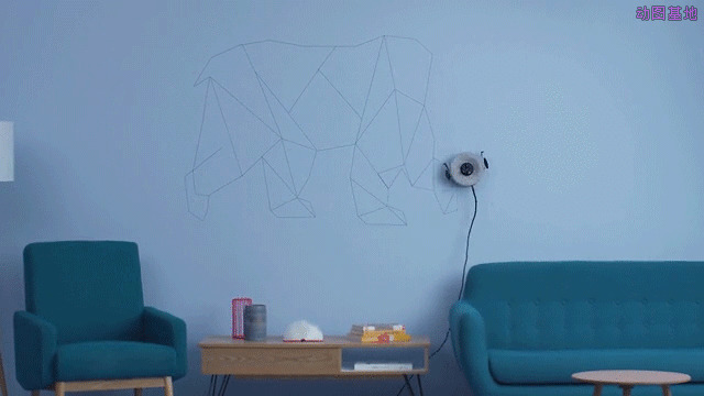 墙绘机器人GIF动态图:科技,绘画
