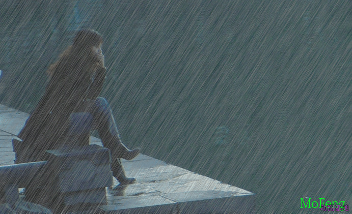 岸边雨中的女人GIF图片:下雨
