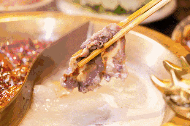 美味的火锅涮羊肉gif图片:火锅