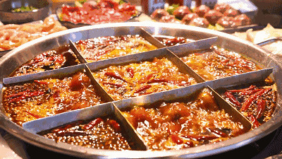 冒着香气和辣味的火锅GIF图片:火锅