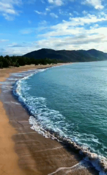 海水拍打沙滩GIF图片:海滩