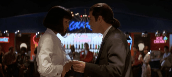 情侣在午夜酒吧尬舞的精彩表演gif图片:尬舞
