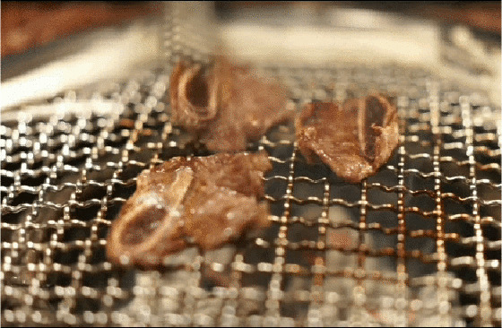 香喷喷的烤肉GIF图片