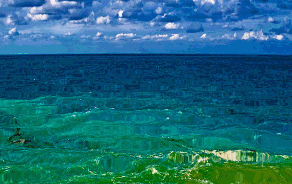荡漾的碧蓝海水GIF素材图片