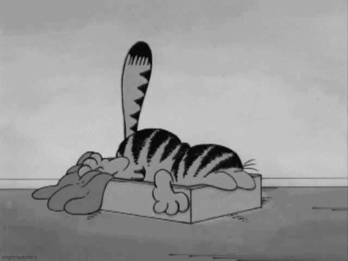 卡通小老虎躺在被窝里睡觉gif图片