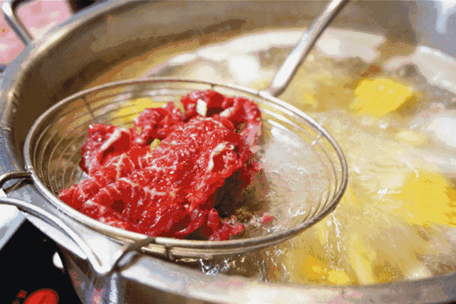 一份美味的火锅羊肉gif图片:火锅