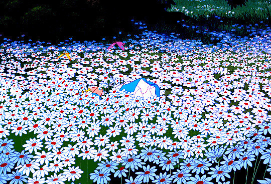 卡通公主躺在花丛里睡觉蝴蝶在头上飞来飞去gif图片